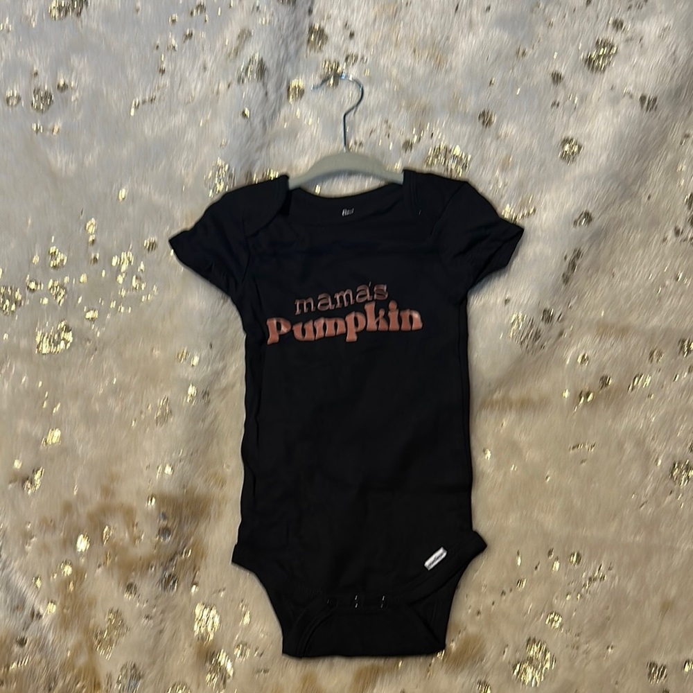 Gerber Black 'Mama's Pumpkin' Bodysuit